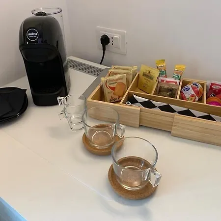 Adenzia Konukevi Caltanissetta