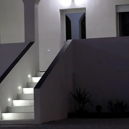 Adenzia Guest house *